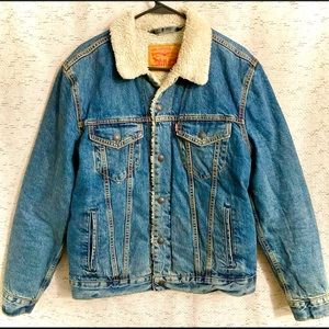 Levi’s Sherpa-Lined Denim Jacket {Men’s MD}